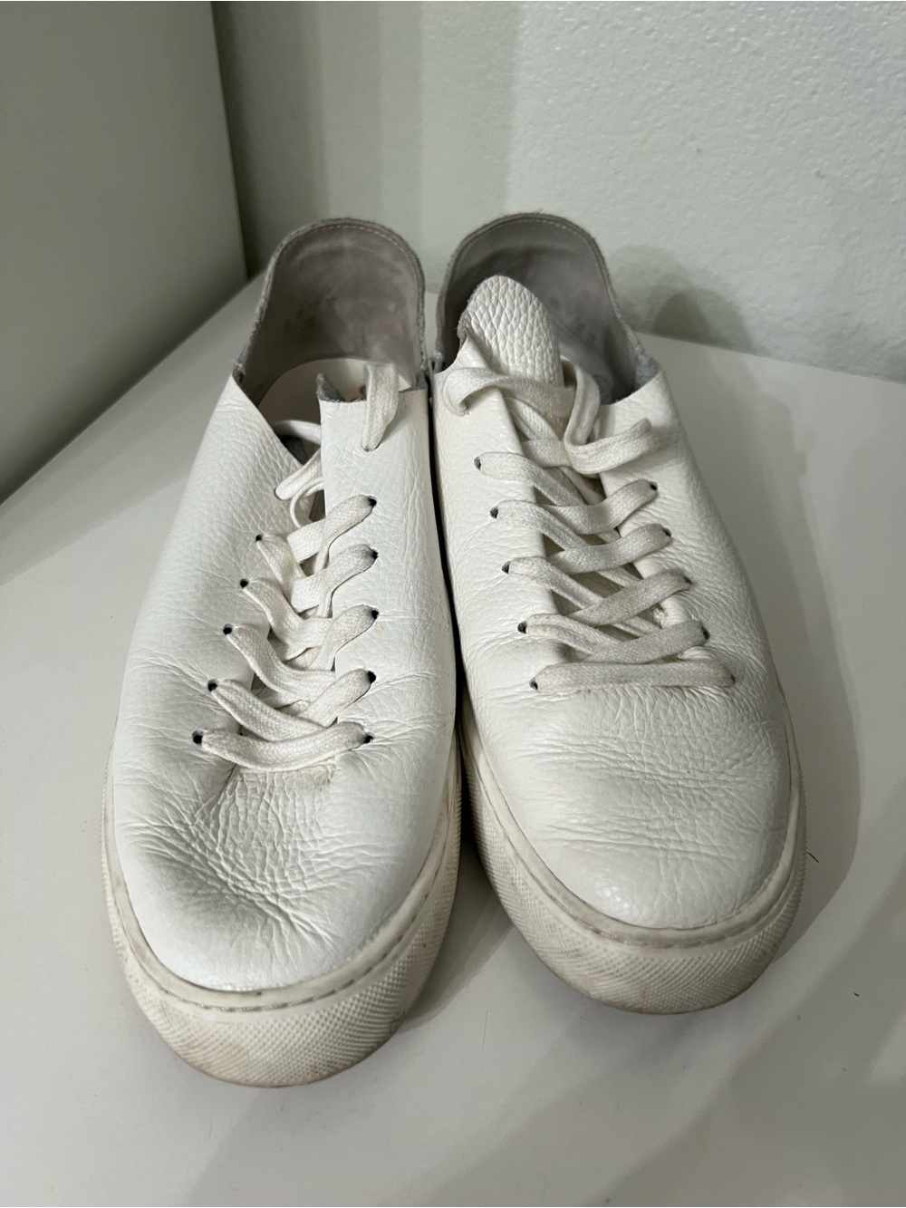 Women sneakers